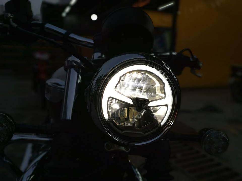 Triumph Speed Master
