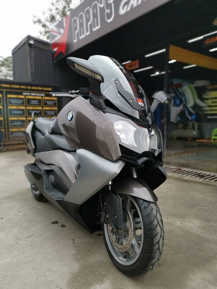 BMW C650GT