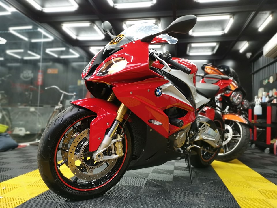 BMW S1000RR phiên bản 2016 màu Đen Đỏ đầu tiên Việt Nam  Motosaigon