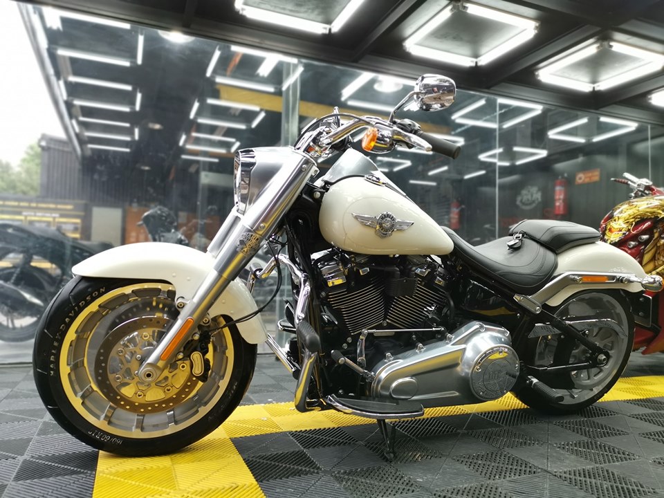 Harley Davidson Fatboy 2018 White