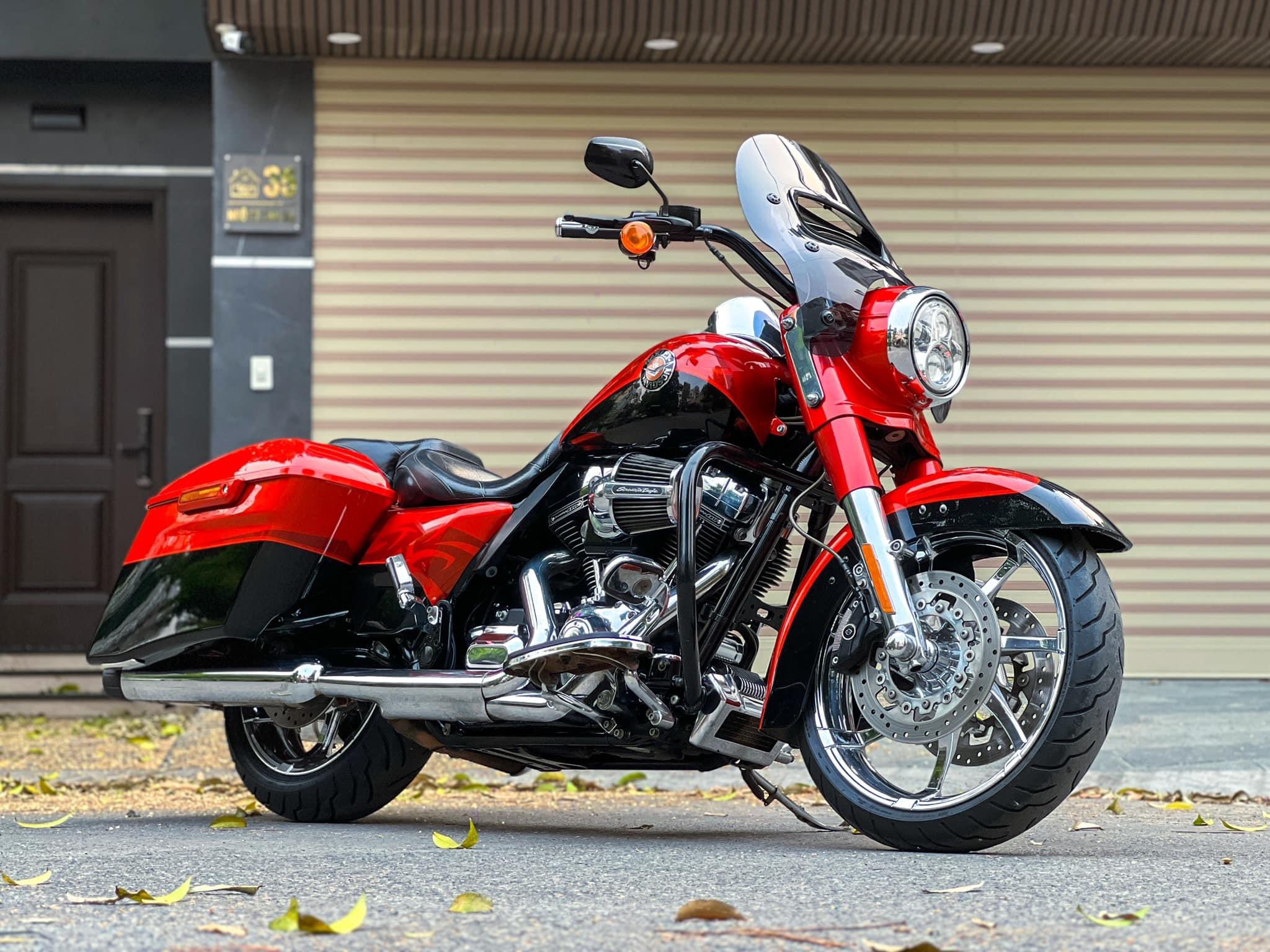 HD Road King CVO 2014